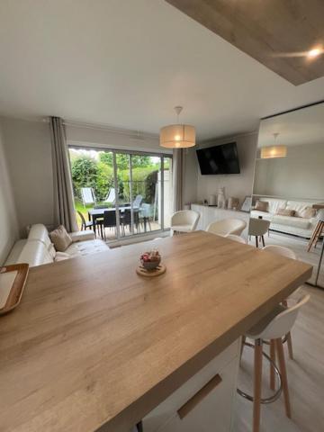 "Magnifique 2 Pieces " 150M Plages Et 500M Centre De Cabourg Bagian luar foto